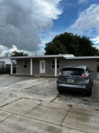 Buy this 3 bed house on 732 East 27th Street in Hialeah Trailer Park, Hialeah