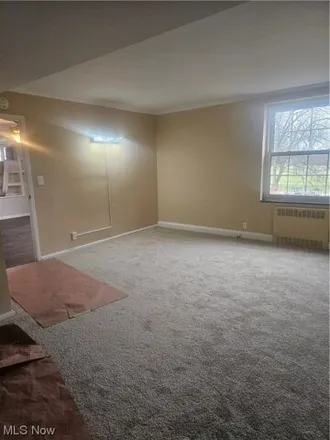 Image 7 - Shaker Heights Country Club, Courtland Boulevard, Shaker Heights, OH 44128, USA - Condo for sale