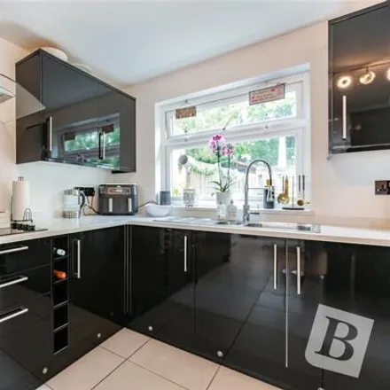 Image 5 - Copperfield Gardens, Brentwood, CM14 4UD, United Kingdom - Townhouse for sale