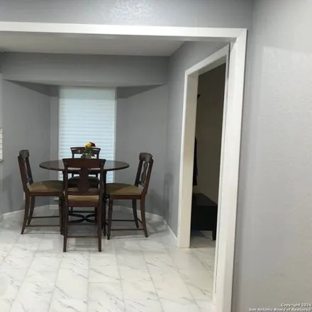 Image 5 - 7438 Quail Run, San Antonio, TX 78209, USA - House for rent