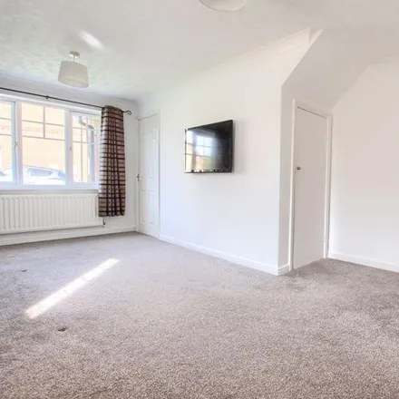 Image 3 - Morlais Court, Ingleby Barwick, TS17 5DG, United Kingdom - Duplex for rent