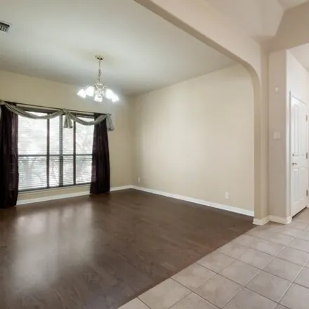 Image 6 - 9339 Trailing Fern, San Antonio, TX 78023, USA - House for sale