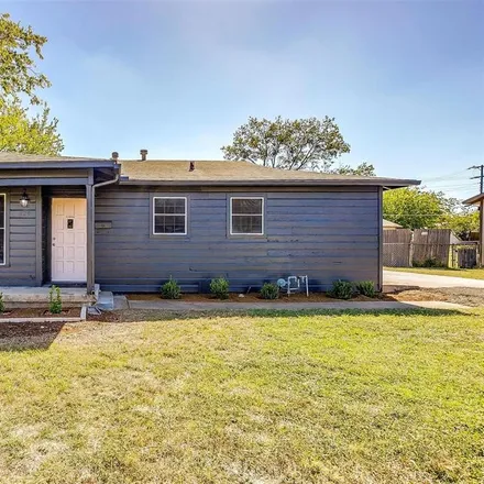 Rent this 3 bed house on 629 Skelly Street in Crowley, TX 76036