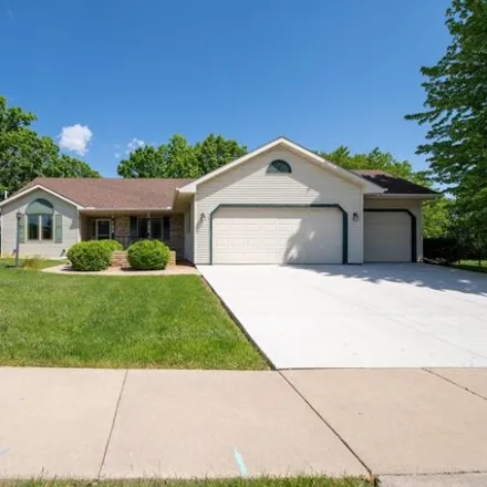 Buy this 3 bed house on 2435 Springmill Drive in Oshkosh, WI 54904