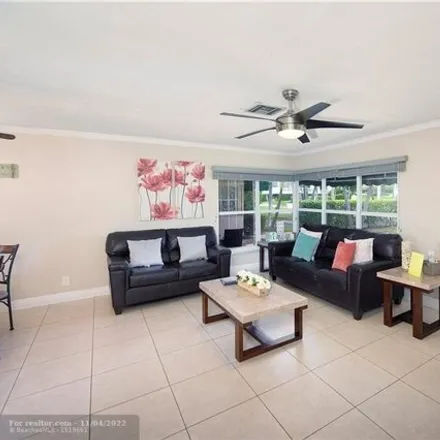 Image 7 - 2677 Northeast 33rd Avenue, Soroka Shores, Fort Lauderdale, FL 33308, USA - House for sale