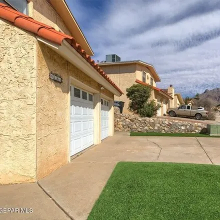 Image 5 - 6189 Sierra Valle Lane, El Paso, TX 79912, USA - House for sale