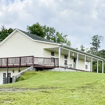 Buy this 4 bed house on Tom Crawford Lane in Lincoln County, KY 40419
