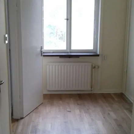 Rent this 2 bed apartment on Tidaholmsvägen 37A in 121 48 Stockholm, Sweden