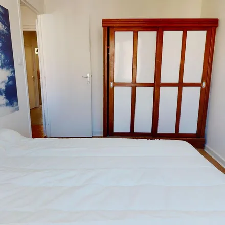 Rent this 3 bed apartment on 5 Boulevard Daguerre in 42100 Saint-Étienne, France