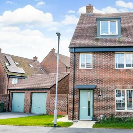 Buy this 4 bed duplex on Axtell Way in Buckinghamshire, HP22 3BF