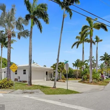 Image 4 - 1015 Southeast 9th Avenue, Cypress Isles Estates, Pompano Beach, FL 33060, USA - House for sale