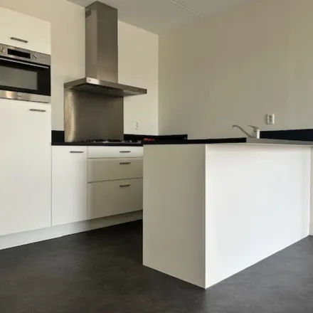 Rent this 3 bed apartment on Weberstraat 56 in 3816 VC Amersfoort, Netherlands
