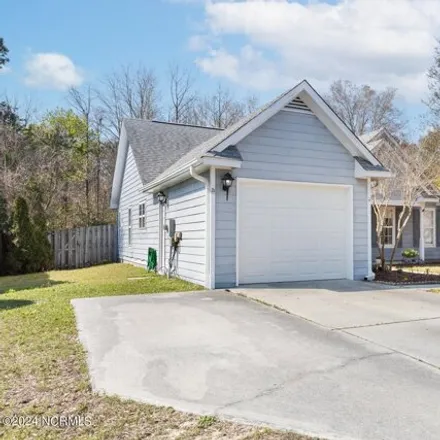 Image 2 - 746 Bancroft Drive, New Hanover County, NC 28412, USA - House for sale