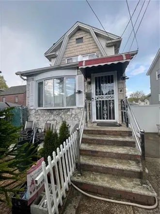 Buy this 3 bed house on 21 Cliffside Avenue in New York, NY 10304