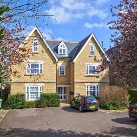 Rent this 2 bed apartment on 186 Cambridge Road in Great Shelford, CB22 5JU