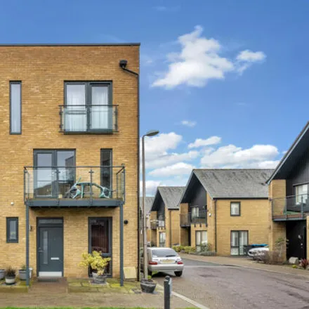 Buy this 4 bed townhouse on 11 Greenfinch Way in Harlow, CM17 9FT