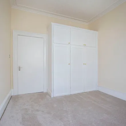 Image 2 - 18 East Approach Drive, Cheltenham, GL52 3JE, United Kingdom - Apartment for rent