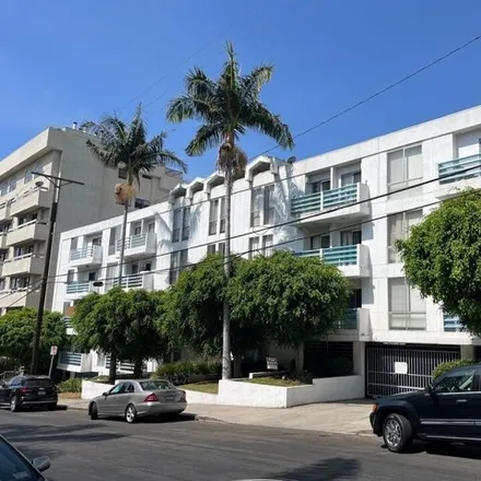 Buy this 62 bed house on Temple Israel of Hollywood in North Fuller Avenue, Los Angeles