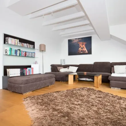 Rent this 3 bed apartment on Kantstraße 24 in 45219 Essen, Germany