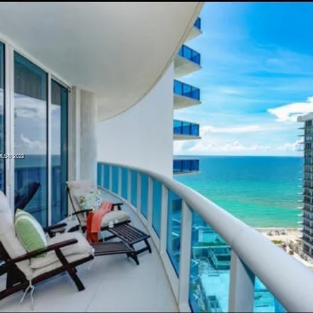 Buy this 3 bed condo on 2711 South Ocean Drive in Beverly Beach, Hollywood