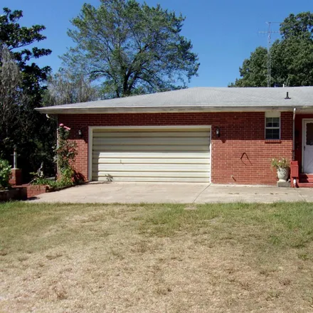 Buy this 3 bed house on 241 County Road 612 in Mountain Home, AR 72653