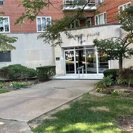 Image 3 - University Square, North Neville Street, Pittsburgh, PA 15289, USA - Apartment for sale