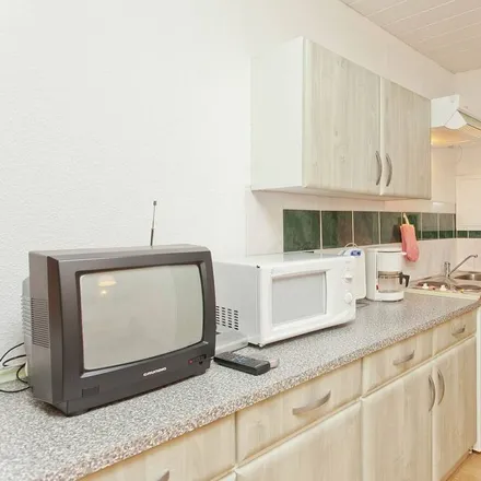 Rent this 2 bed apartment on Heubach in 98666 Heubach, Germany