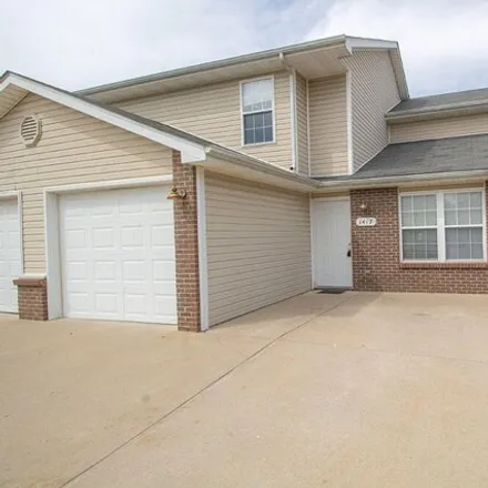 Rent this 4 bed house on 1435 Raleigh Drive in Columbia, MO 65202