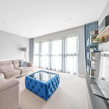 Buy this 2 bed apartment on unnamed road in Welwyn Garden City, United Kingdom