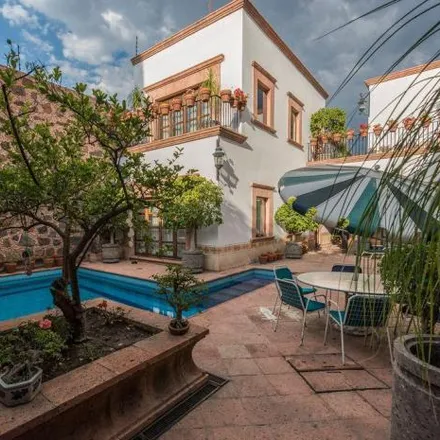 Buy this 4 bed house on Prolongación Tecnológico Norte 406 in Delegación Centro Histórico, 76130 Querétaro
