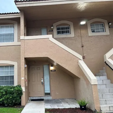 Rent this 2 bed condo on unnamed road in Coral Springs, FL 33065