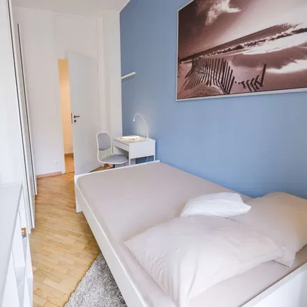 Rent this 3 bed room on Via San Francesco da Paola in 40 scala A, 10123 Turin Torino