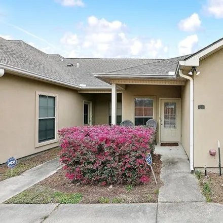 Buy this 2 bed condo on unnamed road in Plaza 12 Garden Homes, East Baton Rouge Parish