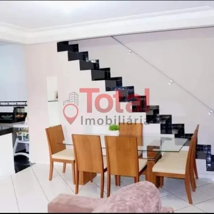 Buy this 3 bed house on Rua Raul Pompeia in Ipatinga - MG, 35162-154