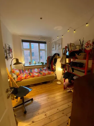 Rent this 1 bed room on Gammel Jernbanevej 46 in 2500 Valby, Denmark
