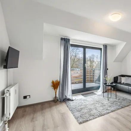 Rent this 1 bed apartment on Duisburger Landstraße 25 in 40489 Dusseldorf, Germany