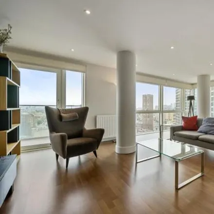 Rent this 2 bed room on The Relay Building in 114 Whitechapel High Street, Spitalfields