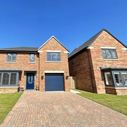 Rent this 4 bed house on Kentbeck Drive in Hurworth-on-Tees, DL2 2JU