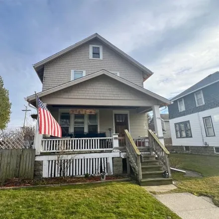 Buy this 3 bed house on 1566 Howard Street in Port Huron, MI 48060