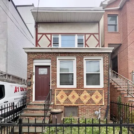 Rent this 1 bed house on 99 Laidlaw Avenue in Croxton, Jersey City