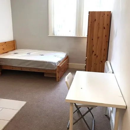 Rent this 1 bed apartment on Demon Dave's Barbers in Bishop Street, Portsmouth
