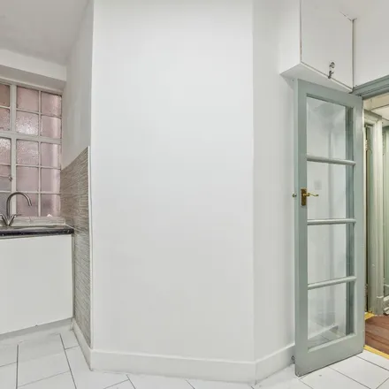 Rent this 2 bed apartment on 38 Seymour Street in London, W1H 7JG