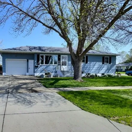 Buy this 4 bed house on 1412 East Ingals Avenue in Bismarck, ND 58504