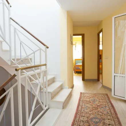 Rent this 4 bed apartment on Calle Escarpín in 4, 41003 Seville