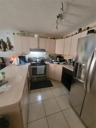 Image 3 - 8688 Southwest 158th Place, Miami-Dade County, FL 33193, USA - Townhouse for rent