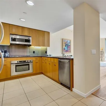Rent this 1 bed condo on 355 1st St Unit S1406 in San Francisco, California