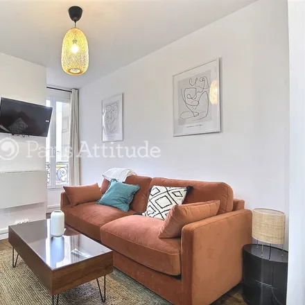 Image 2 - 9 Rue la Vieuville, 75018 Paris, France - Apartment for rent
