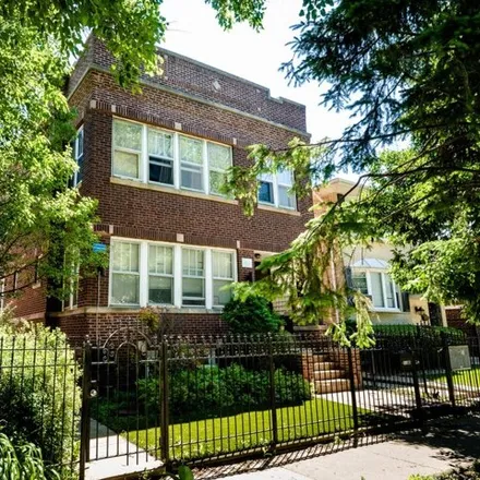 Rent this 2 bed apartment on 4821 West Cornelia Avenue in Chicago, IL 60634