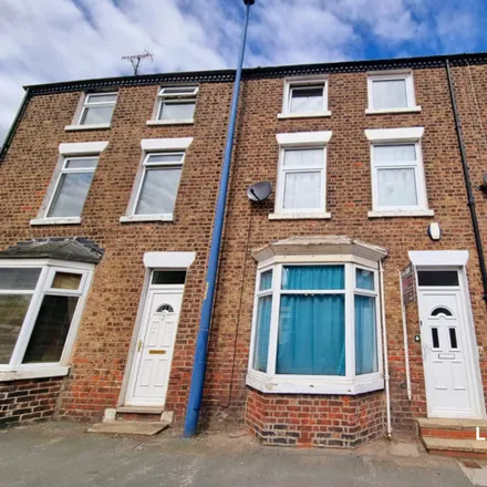 Buy this 4 bed townhouse on Station Road in Filey, YO14 9AR