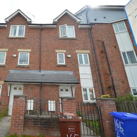 Rent this 4 bed townhouse on 145 Chorlton Road in Manchester, M15 4JG